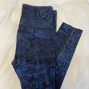 Lululemon size 4 leggings, blue